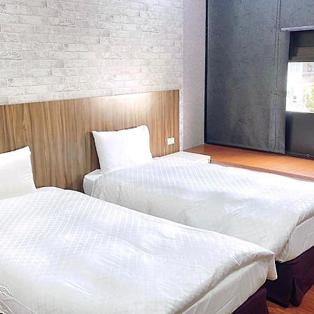 Lan Yin Tie Dao Hotel Tainan Esterno foto