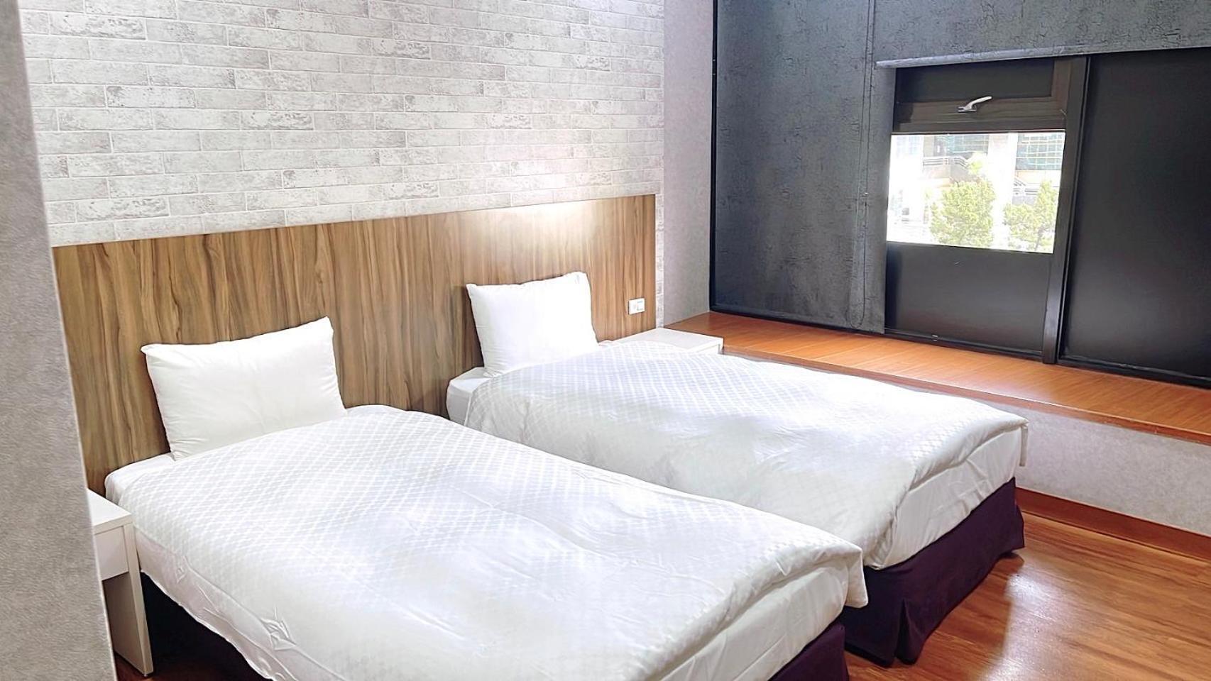 Lan Yin Tie Dao Hotel Tainan Esterno foto