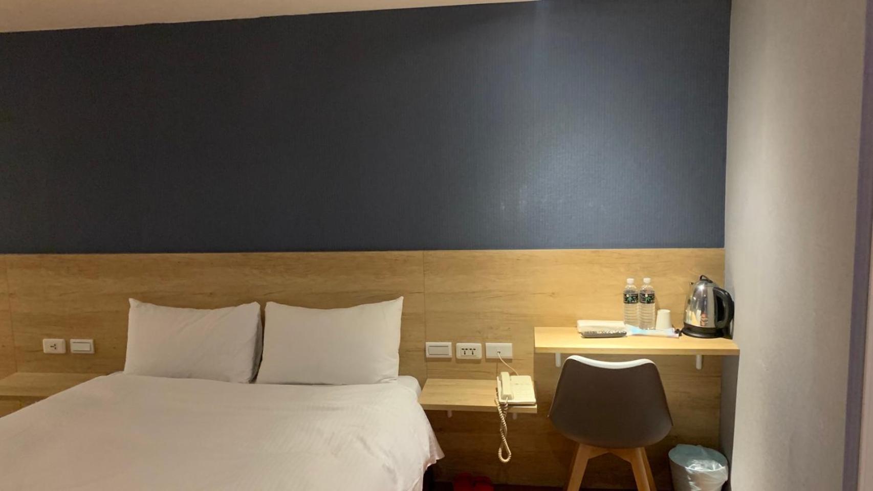 Lan Yin Tie Dao Hotel Tainan Esterno foto