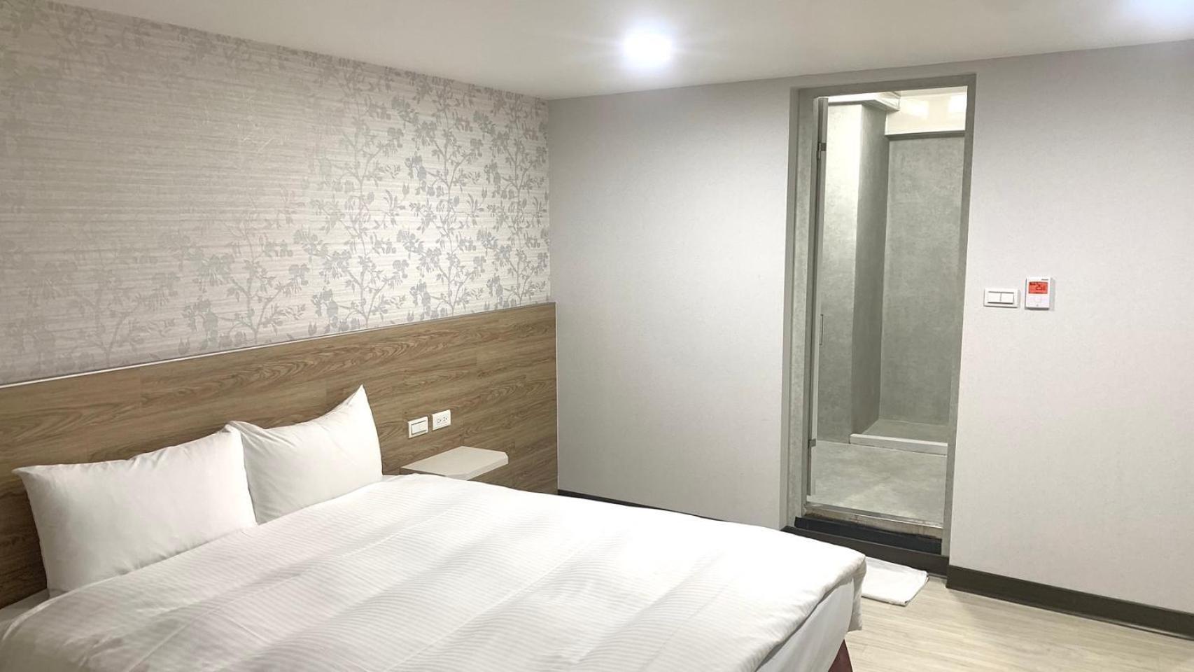 Lan Yin Tie Dao Hotel Tainan Esterno foto