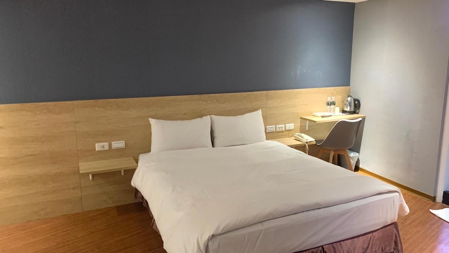 Lan Yin Tie Dao Hotel Tainan Esterno foto